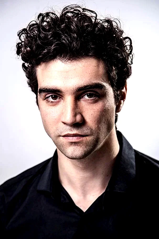  Alec Secăreanu