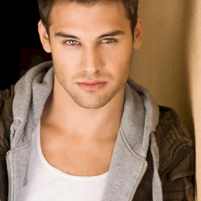 Photo star : Ryan Guzman