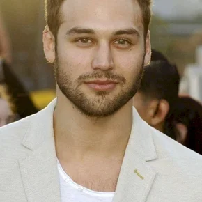 Photo star : Ryan Guzman