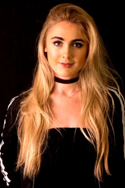 Emma Holzer