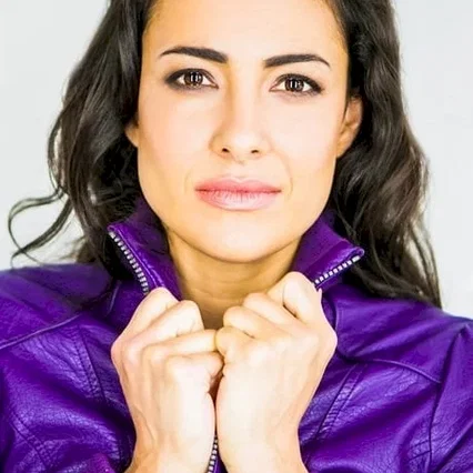 Nicola Correia Damude