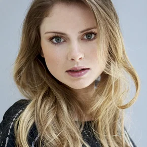 Photo star : Rose McIver