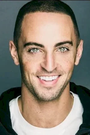  Zach Avery photo