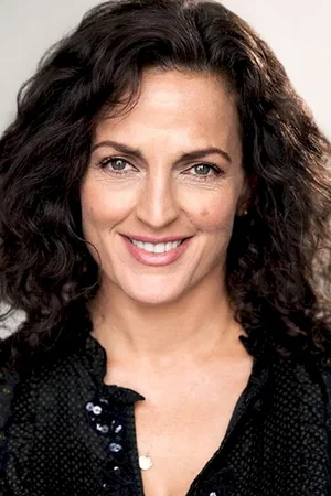 Nicole Ansari-Cox photo