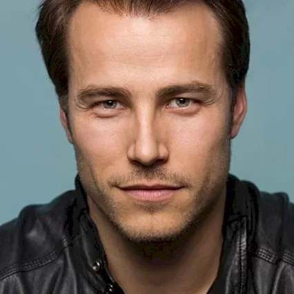 Karl E Landler