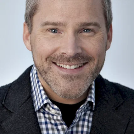  Roger Craig Smith