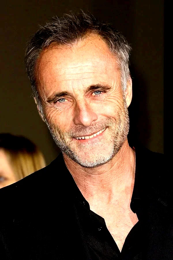 Timothy V Murphy