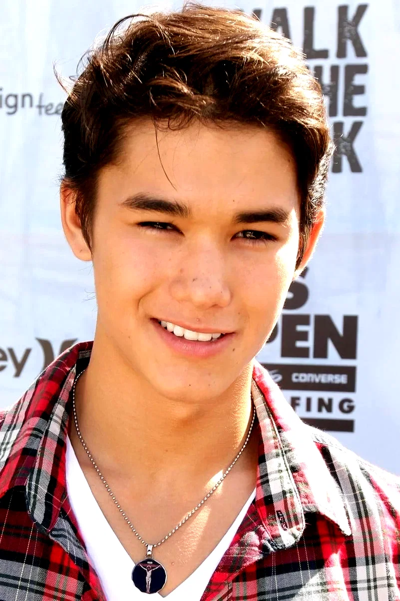  Booboo Stewart