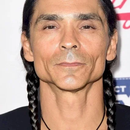 Zahn McClarnon