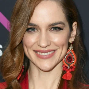 Photo star : Melanie Scrofano