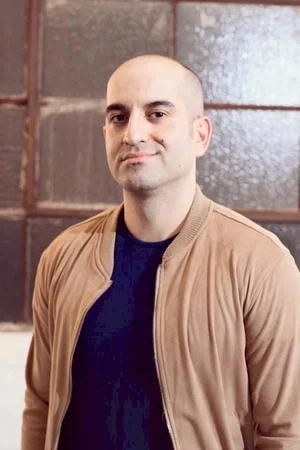  Matt Eskandari photo