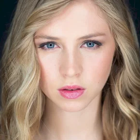Photo star :  Hermione Corfield