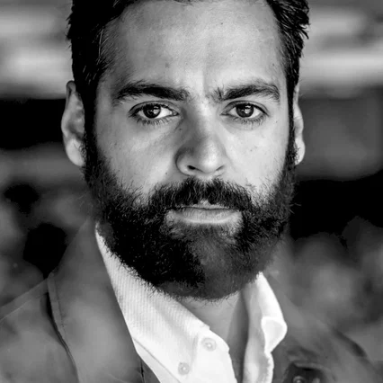  Ardalan Esmaili