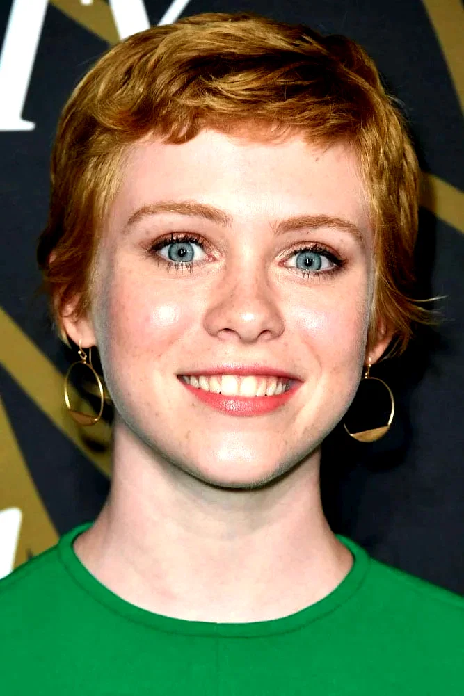  Sophia Lillis