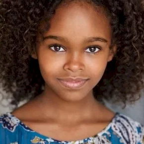 Photo star :  Lidya Jewett