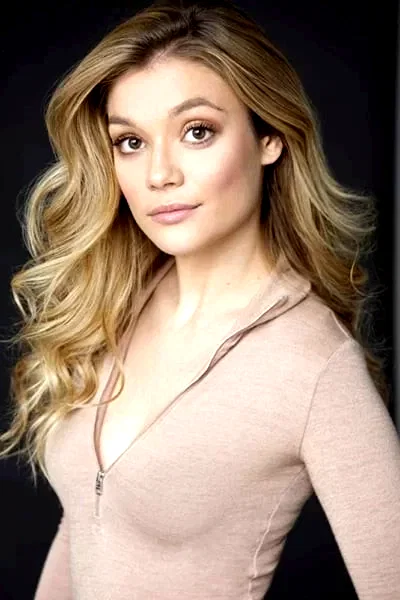  Amalia Williamson
