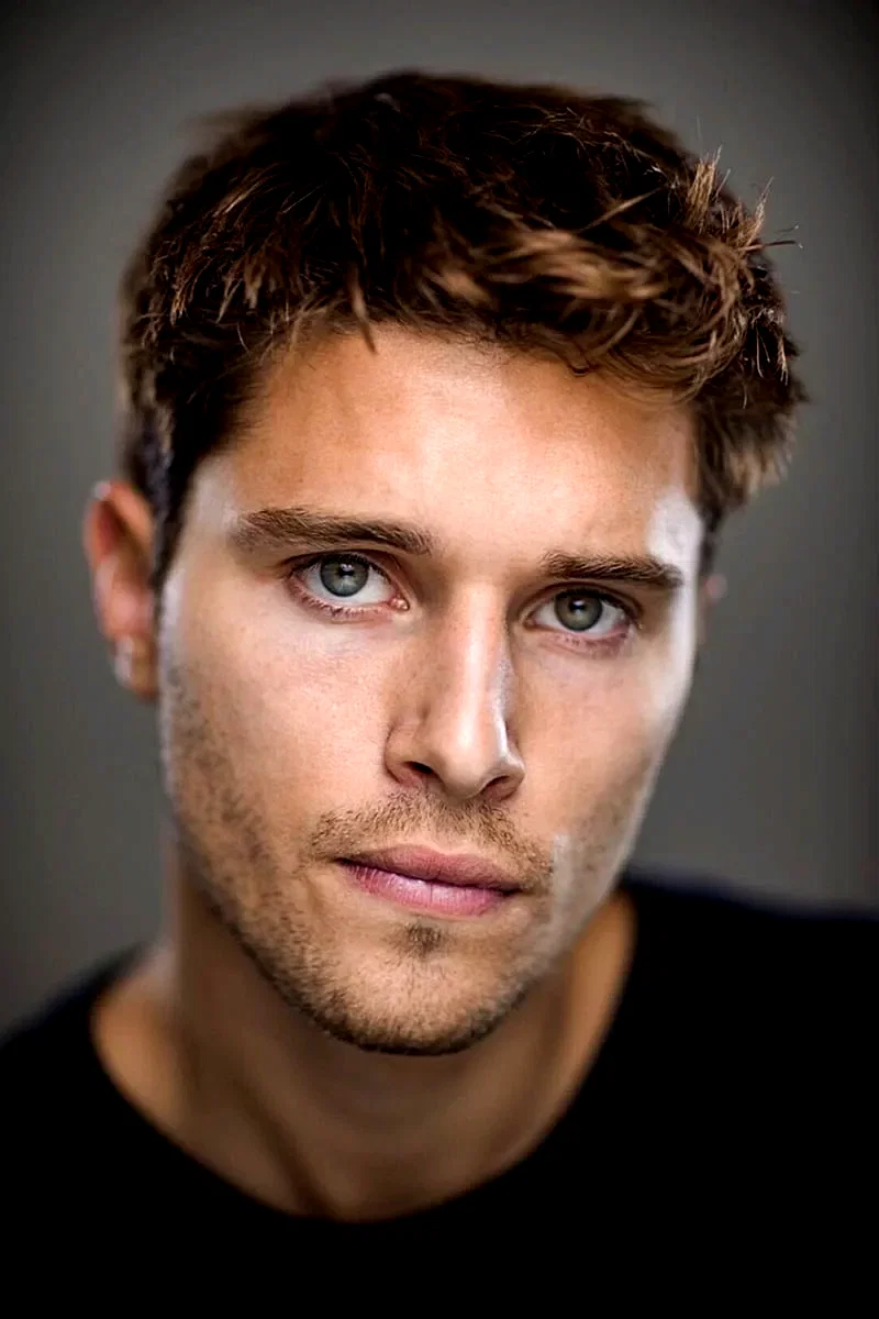  Ronen Rubinstein