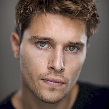  Ronen Rubinstein
