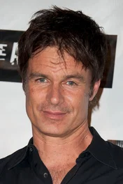  Patrick Muldoon