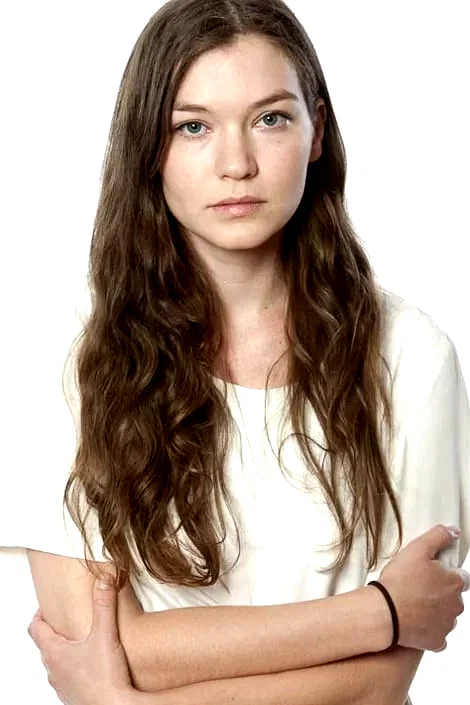 Hannah  Gross