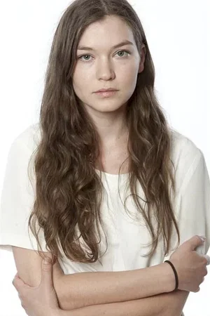 Hannah  Gross photo