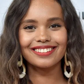 Photo star :  Alisha Boe