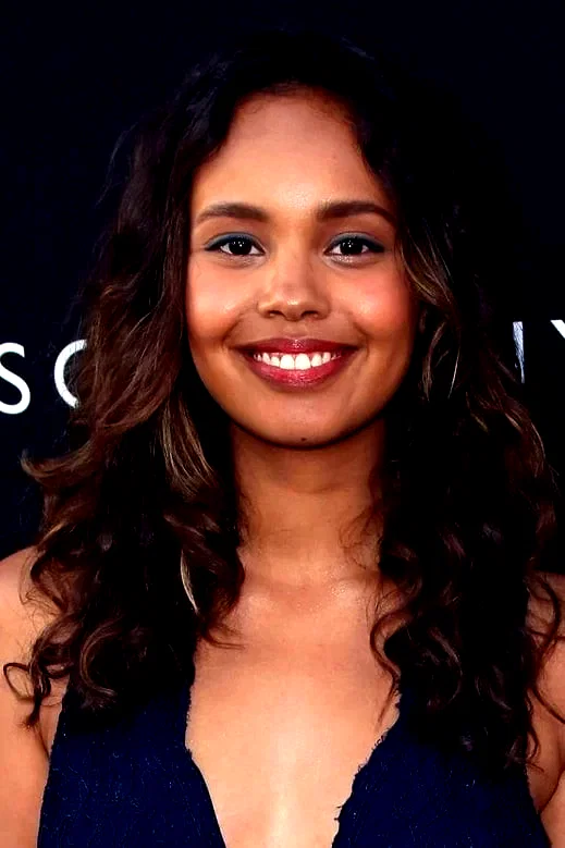  Alisha Boe