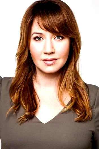  Caitlin Howden