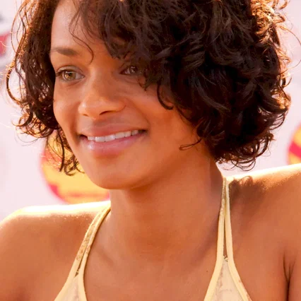 Kandyse McClure