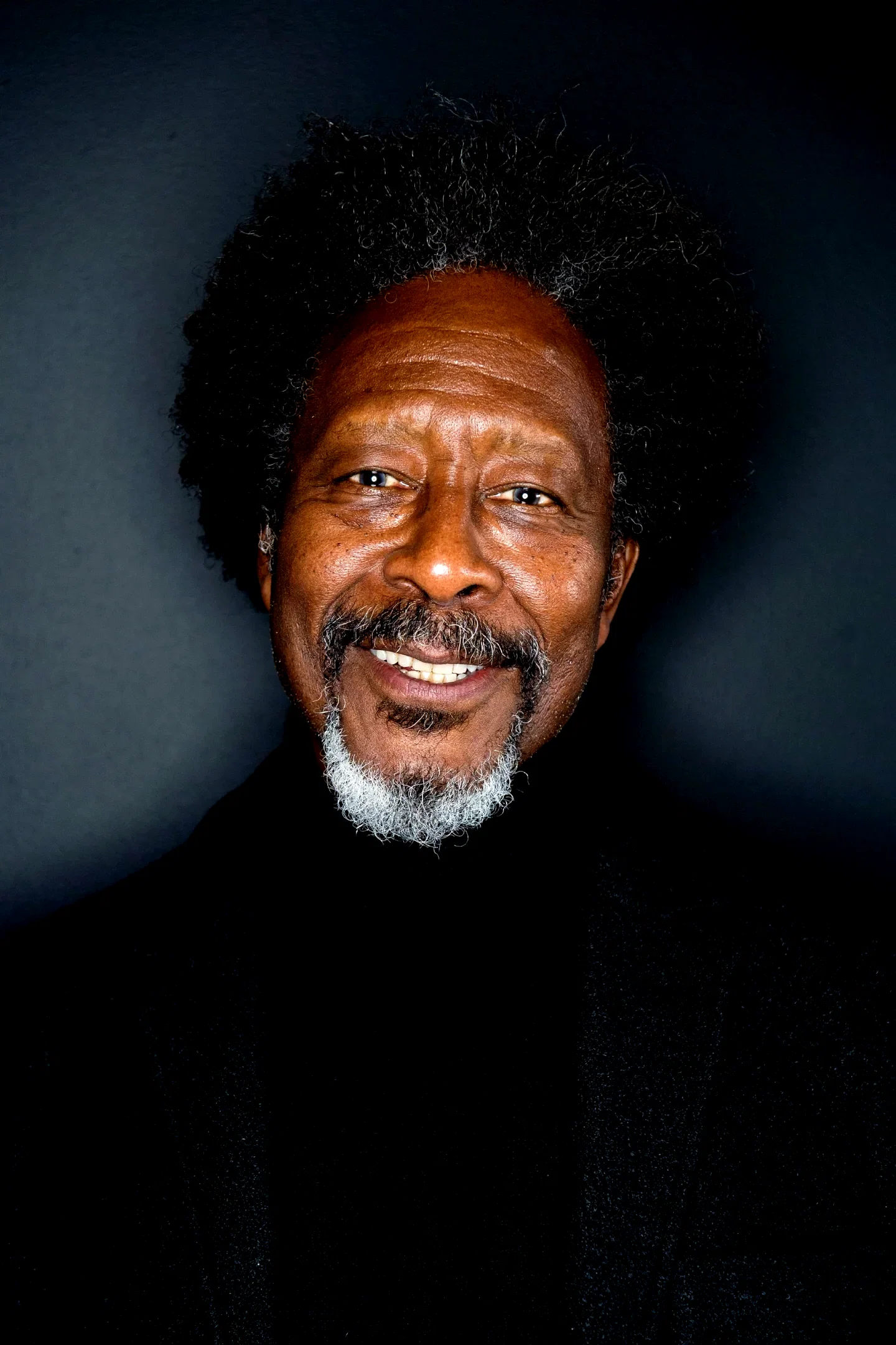  Clarke Peters