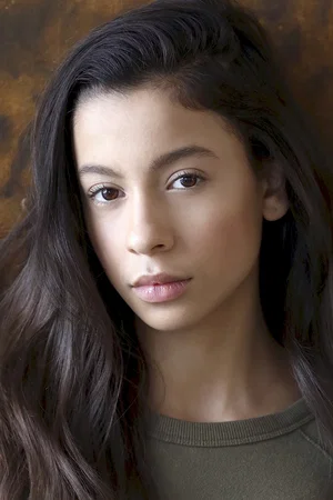  Izabella Alvarez