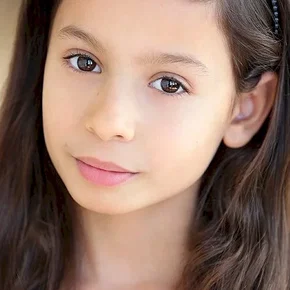 Photo star :  Izabella Alvarez