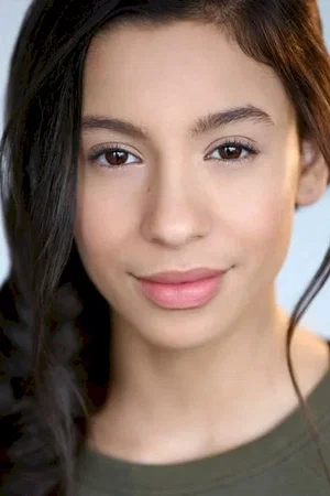 Izabella Alvarez