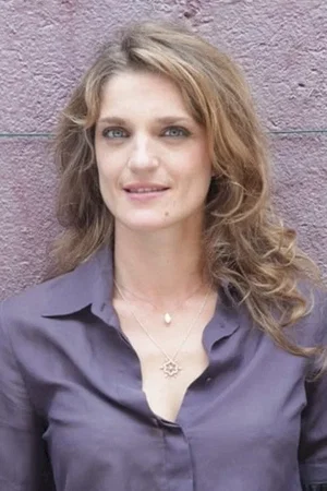 Olivia Cote photo