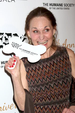Beth Grant