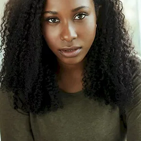 Photo star :  Naika Toussaint