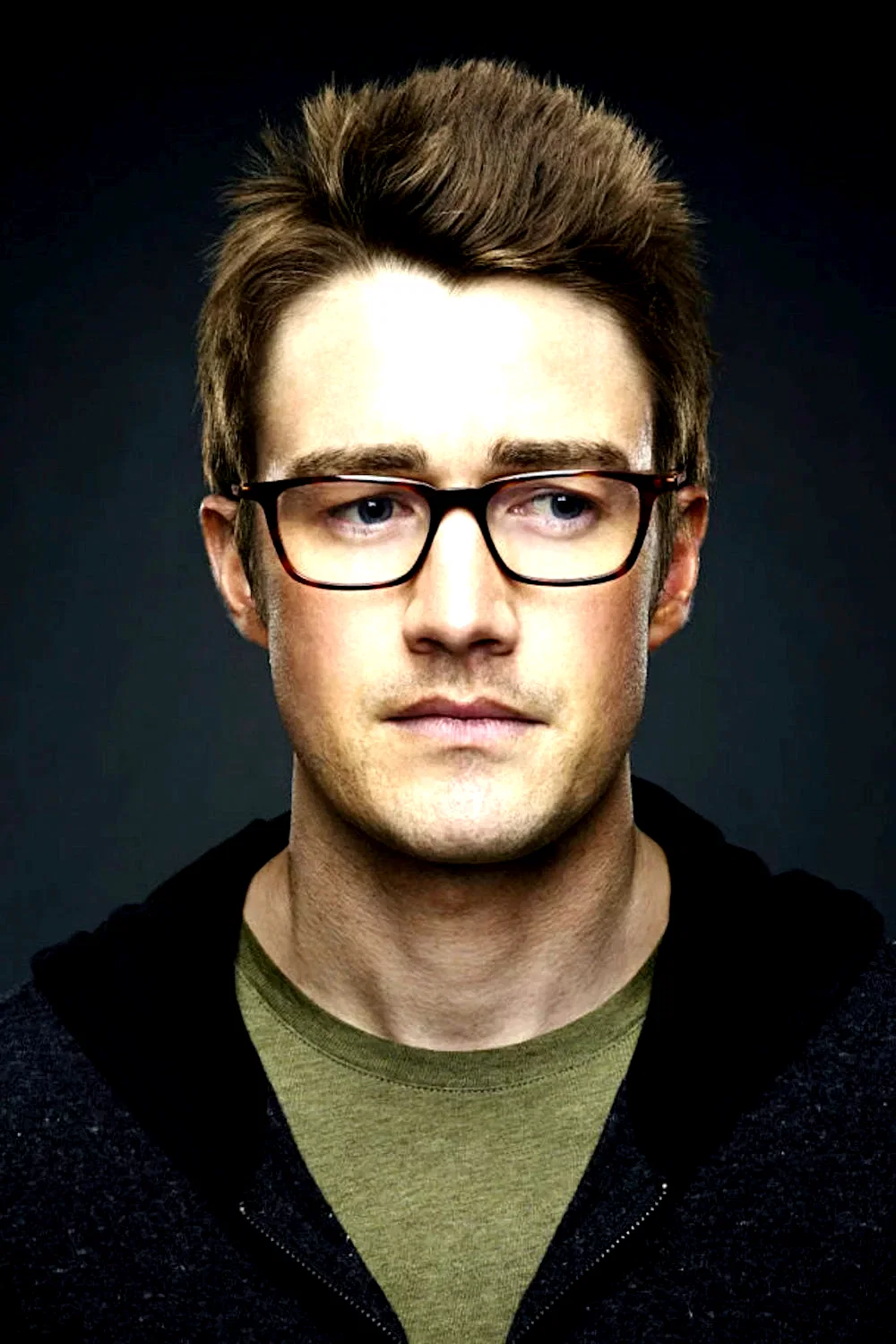 Robert Buckley