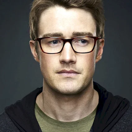 Robert Buckley