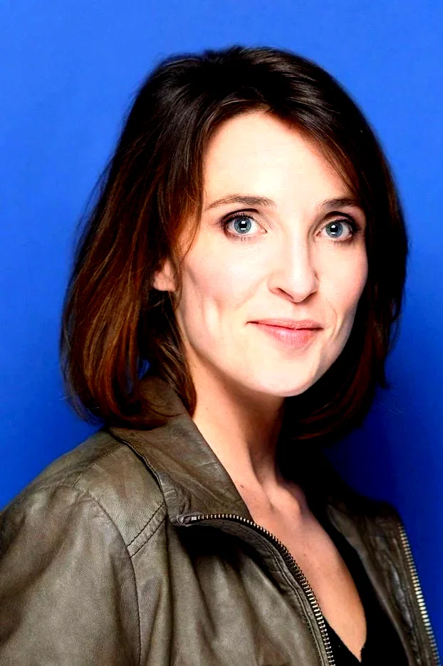  Alix Poisson
