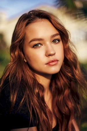  Sadie Stanley
