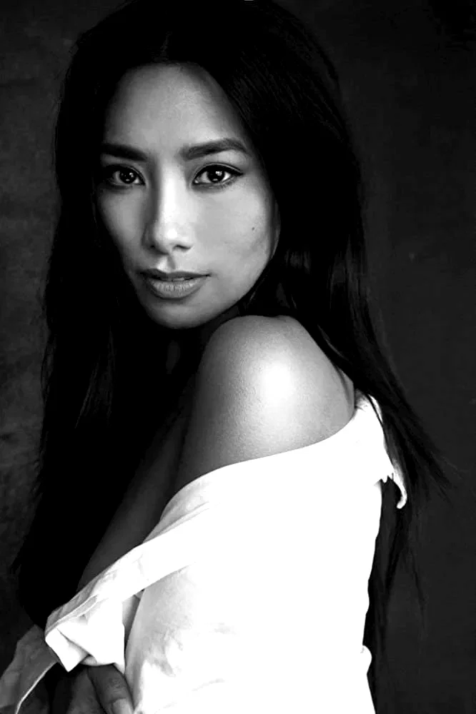  Donna Benedicto
