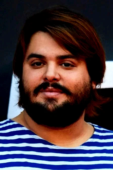  Brays Efe