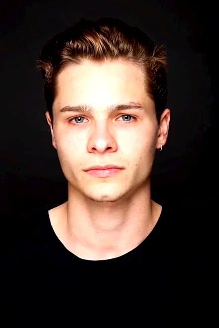 Toby Wallace