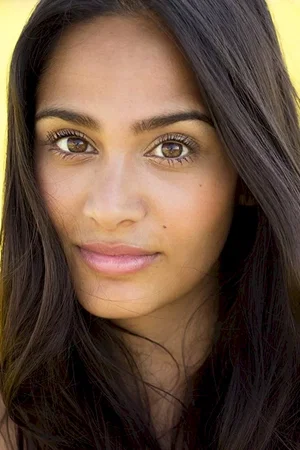  Aadila Dosani photo