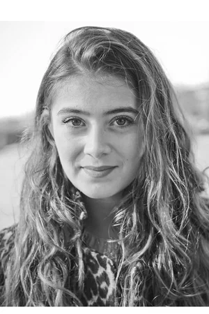  Camille Aguilar photo
