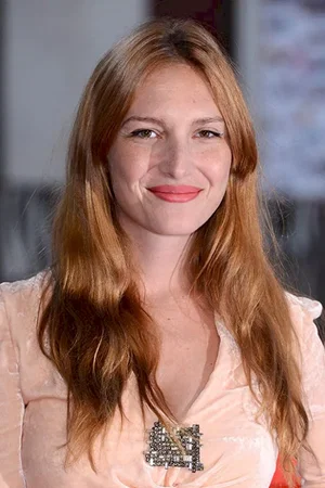 Joséphine de La Baume photo