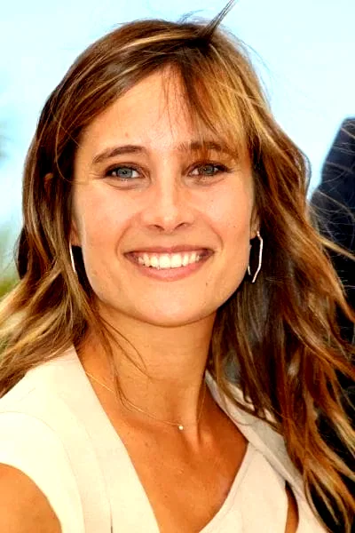 Julie De Bona