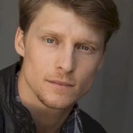  Colin Bates
