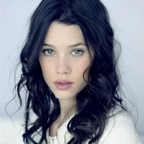 Photo star : Astrid Bergès-Frisbey