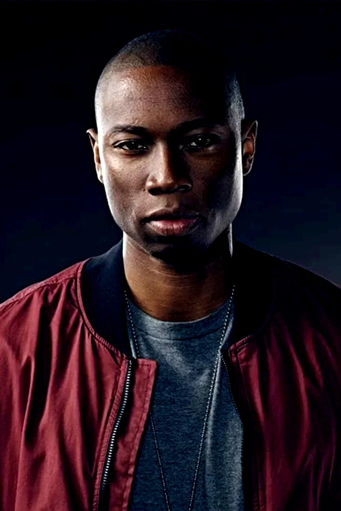 Robbie Jones
